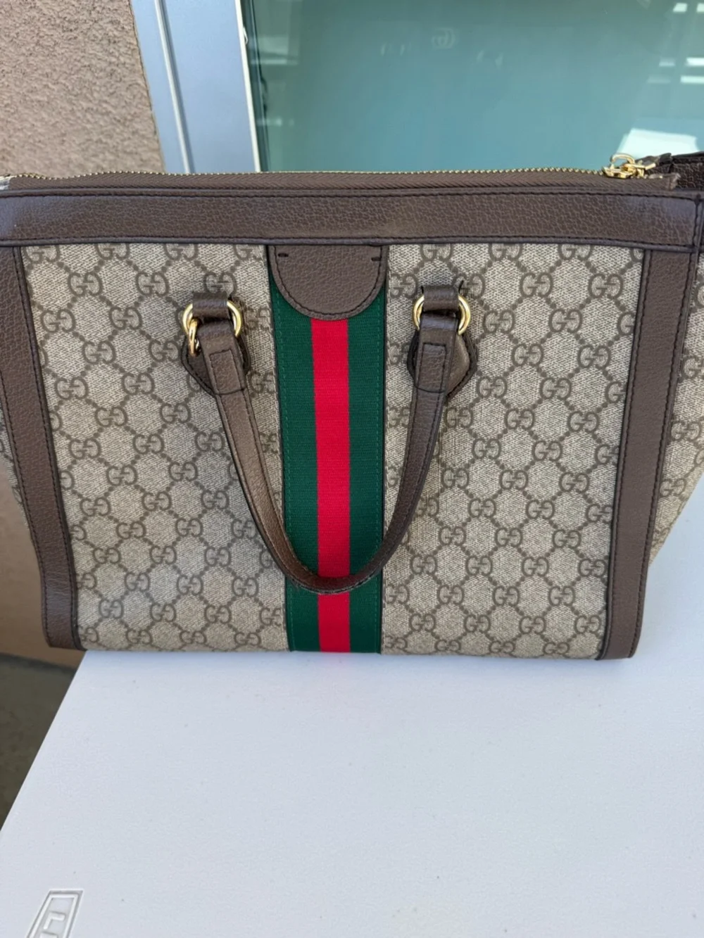 Gucci Beige GG Supreme Canvas Tote with Brown Trim and Green-Red Web - Picture 2 of 8